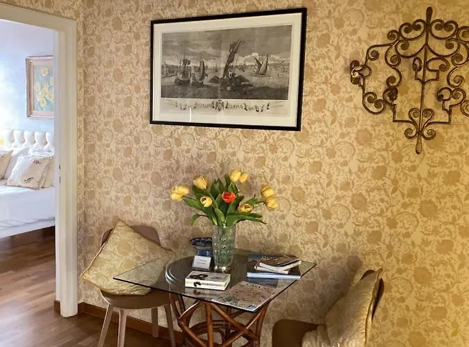 Spanish Steps Casa Nes *