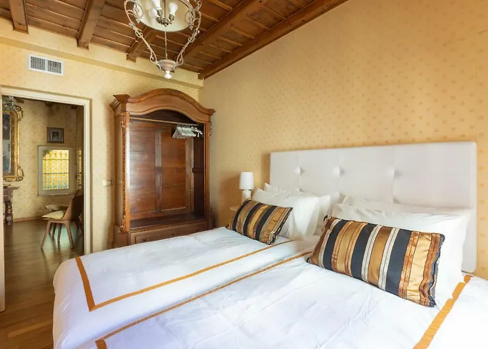 Spanish Steps Casa Nes * Rome